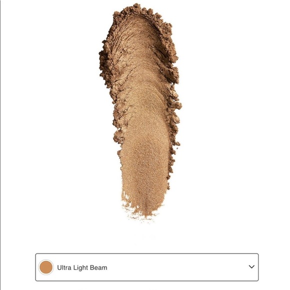 🆕 NYX Born To Glow Illuminating Powder, Ultra Light Beam, New - Picture 2 of 8